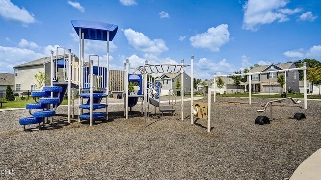 Building Photo - 1121 Duet Dr