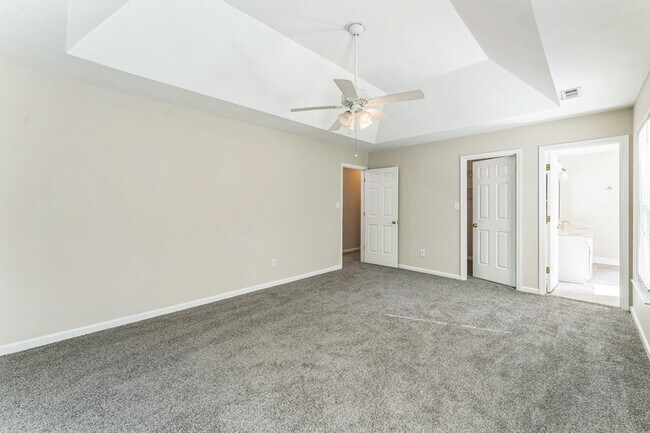 Building Photo - 6611 Barry Whitaker Pl