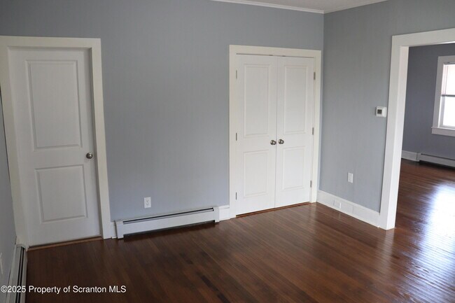 Building Photo - 712 W Lackawanna Ave