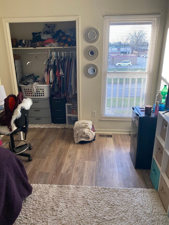 2nd Floor Bedroom - 1549 Whitehall Blvd
