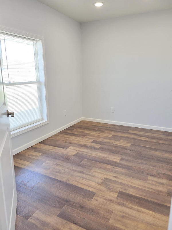 Building Photo - 2255 Fairfax Dr