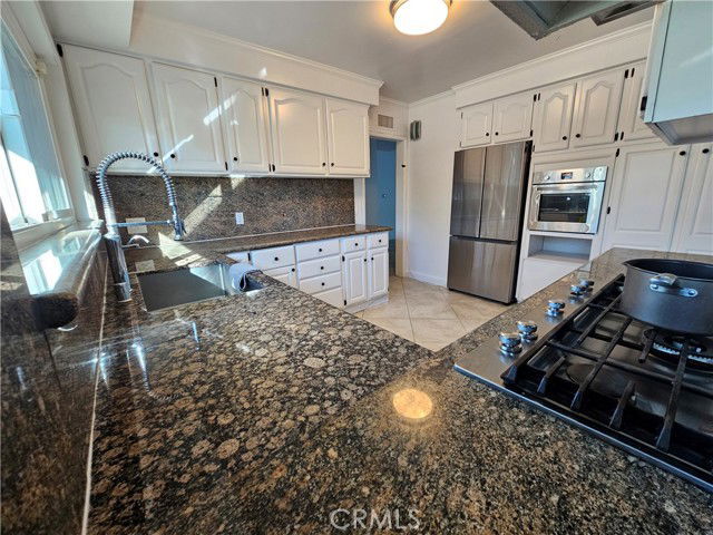 Building Photo - 5352 Bayer Pl