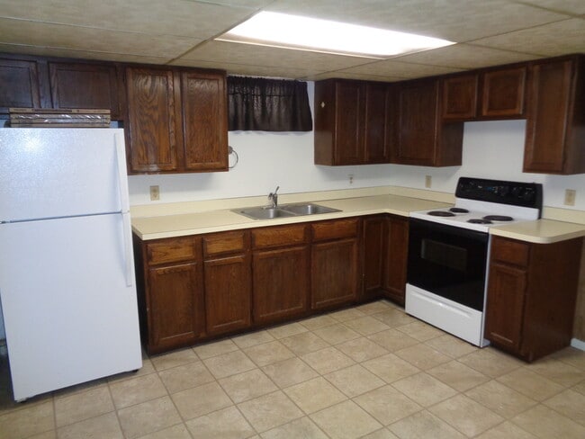 Building Photo - 522 Avenue F