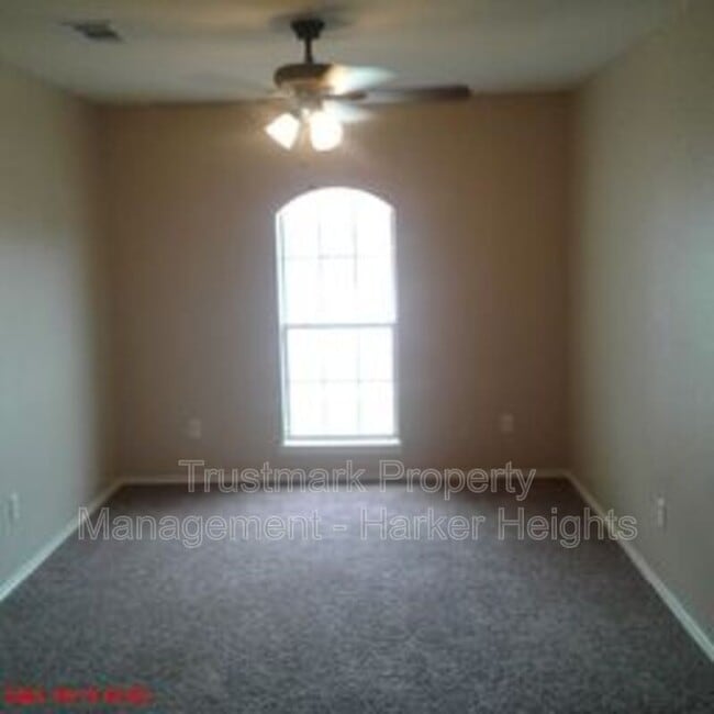 Building Photo - 5304 Vail Dr