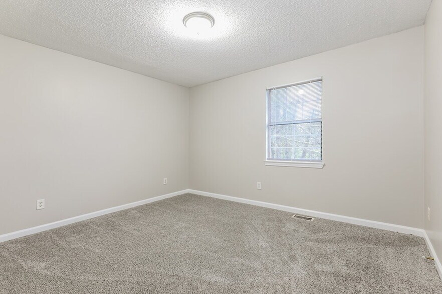 Building Photo - 1367 Misty Ridge Ct