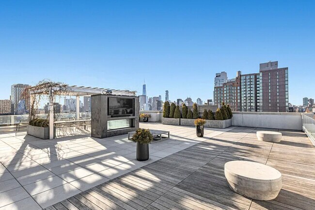 Building Photo - 171 Suffolk St