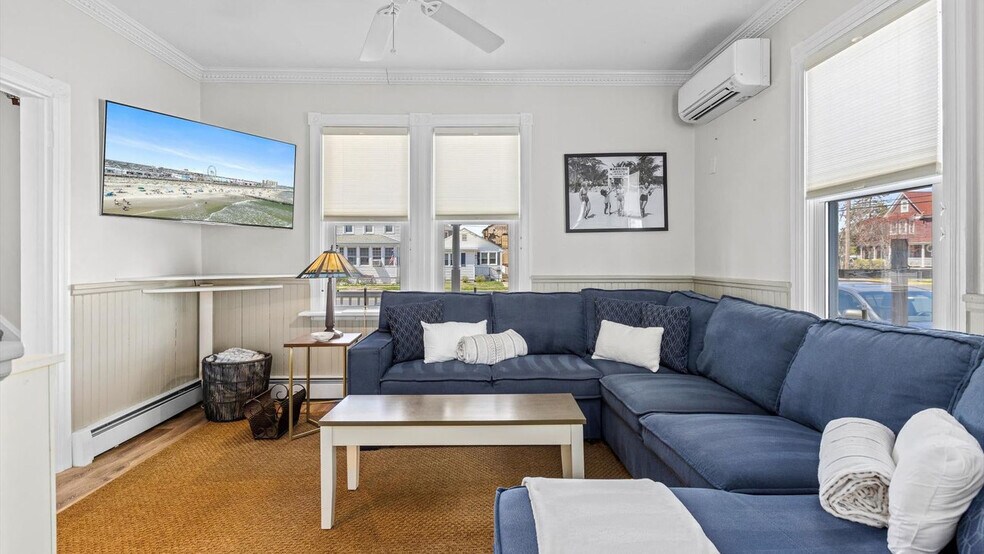 Primary Photo - 111 West Ave