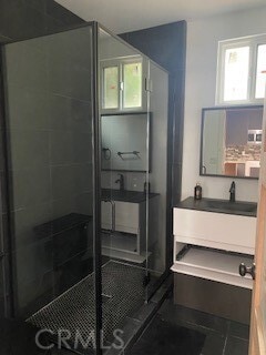 Building Photo - 1713 E Almanac Dr