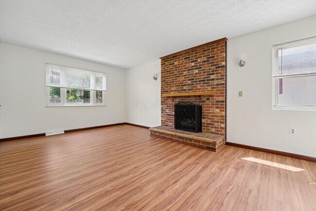 Building Photo - 1806 Balsamridge Rd