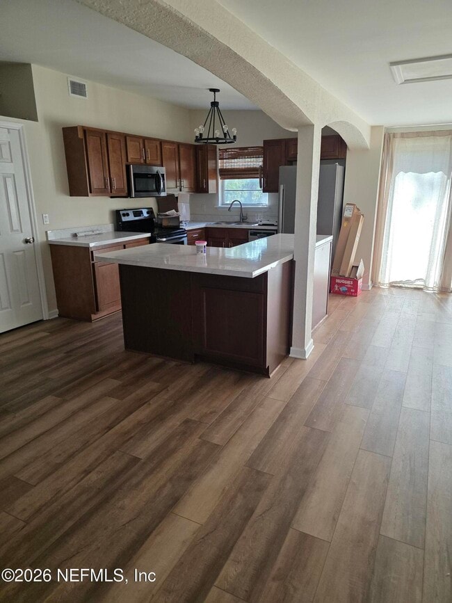 Building Photo - 3616 Toledo Rd