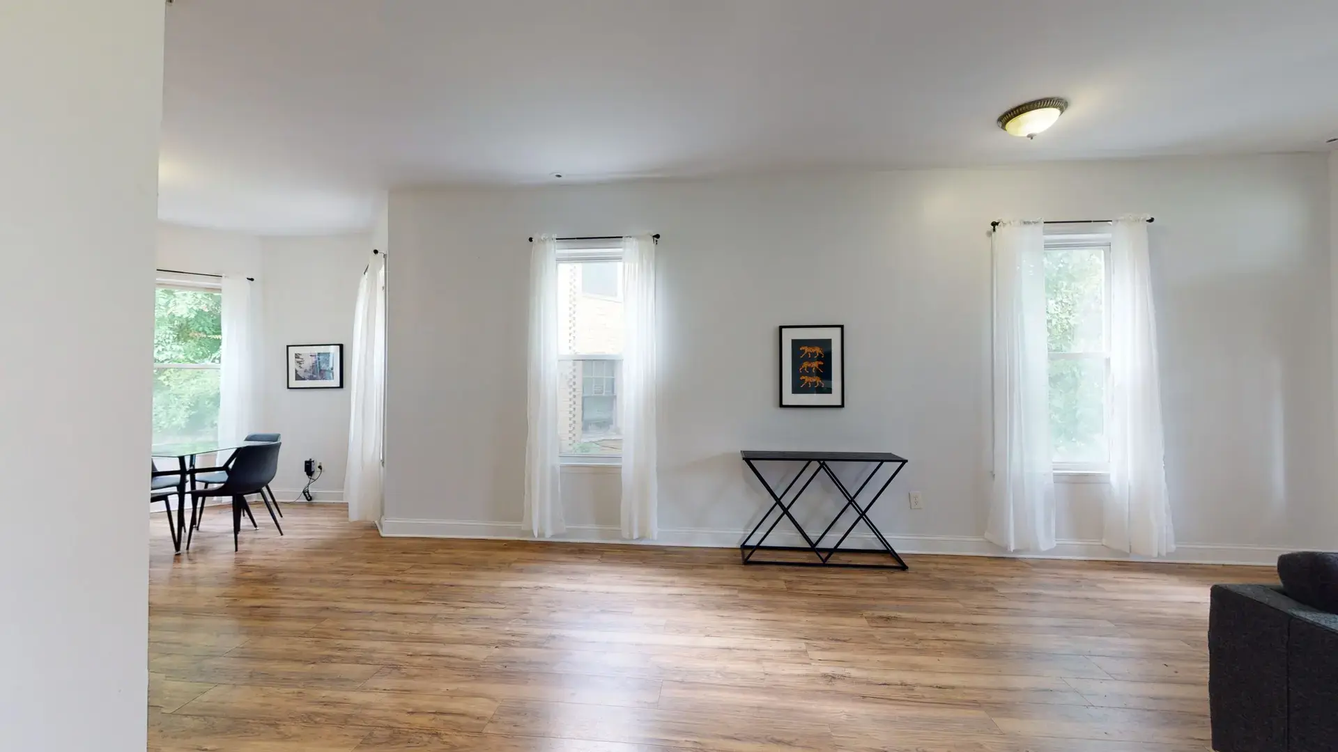 Main Floor - 439 Park Rd NW