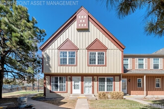 Building Photo - Charming 2 beds 2.5 baths in Aurora!