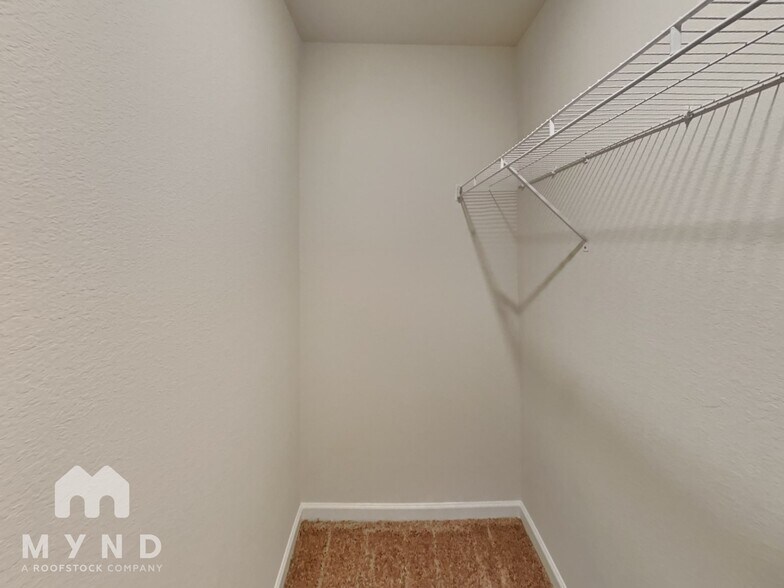 Building Photo - 371 Ivy Bank Dr