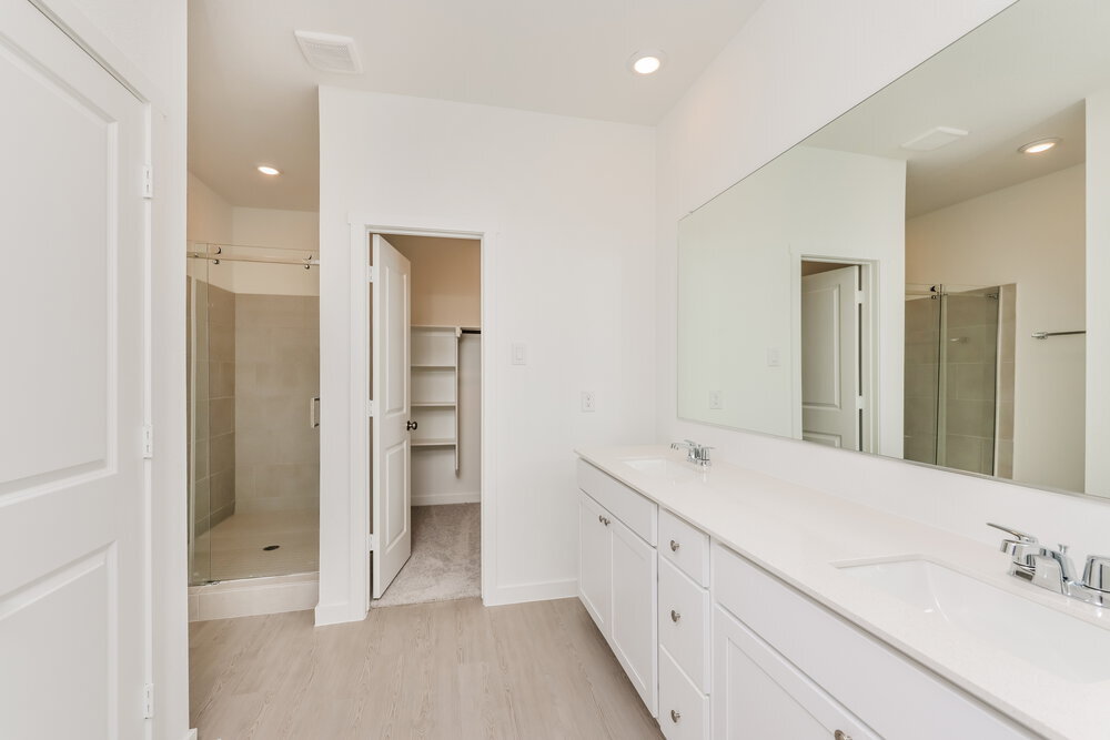 Building Photo - 2237 Mustang Ghost Trl