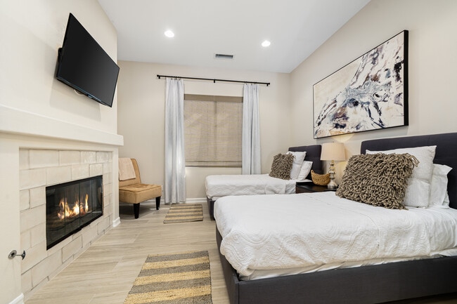 Building Photo - 78980 Citrus