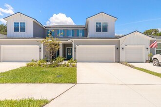 Building Photo - 225 Misty Harbor Trace