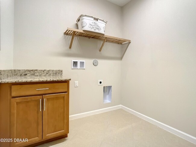 Building Photo - 321 Compass Rose Dr