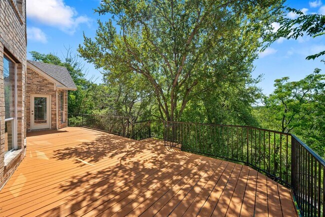 Building Photo - 6819 Chalk Hill Dr