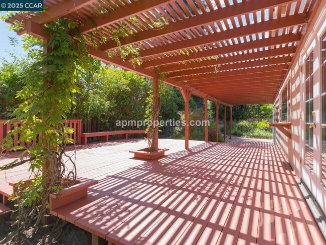 Building Photo - 235 St Christopher Dr