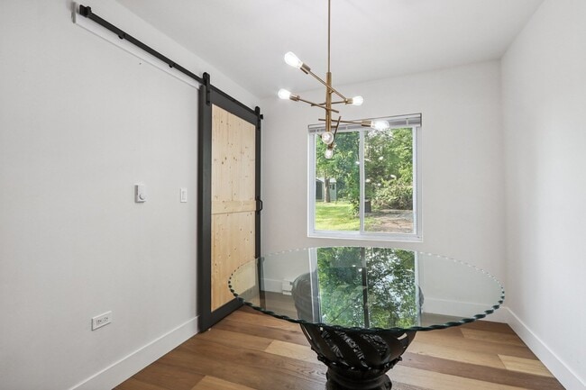 Building Photo - 732 Warrior Dr