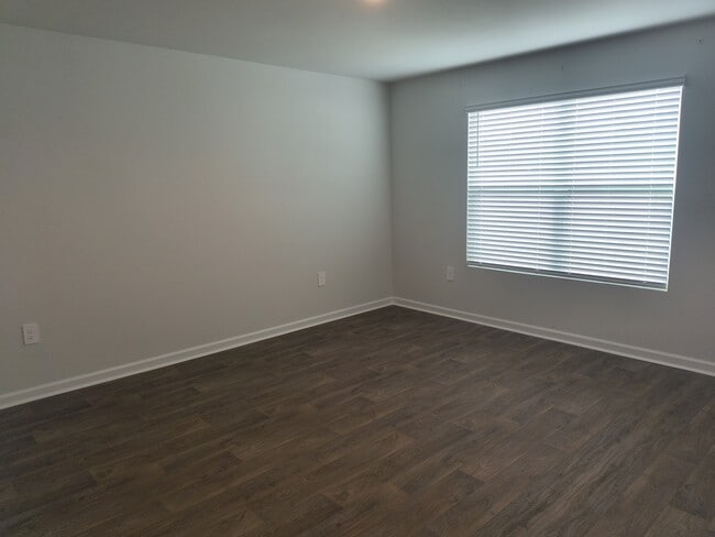 Building Photo - 44 Autumn's Wood Dr