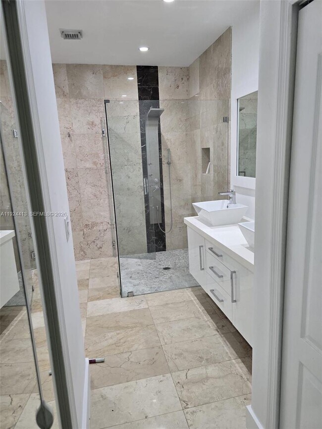 Building Photo - 15446 SW 23rd Ln