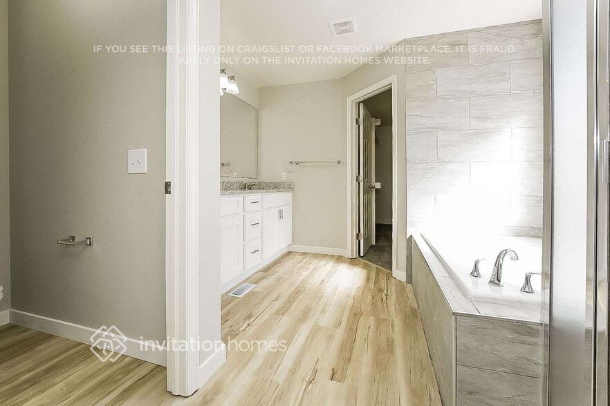 Building Photo - 4090 Kestrel Pl