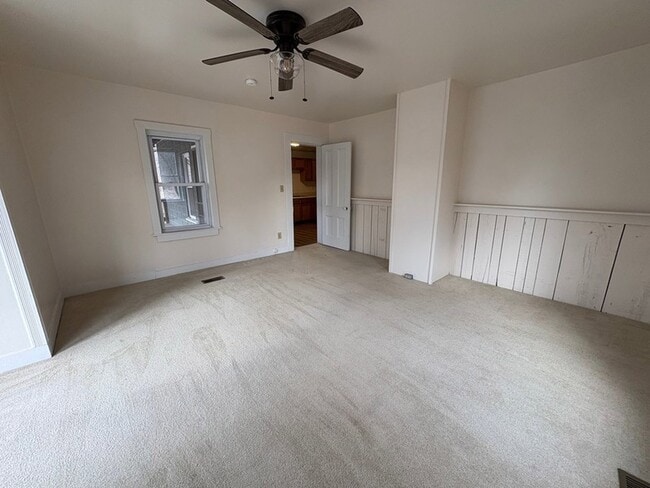 Building Photo - 50 Sullivan Rd