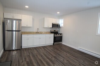 Building Photo - Beautifully remodeled and completed 1 bedr...
