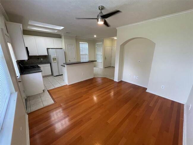 Building Photo - 5614 Claybeck Ln