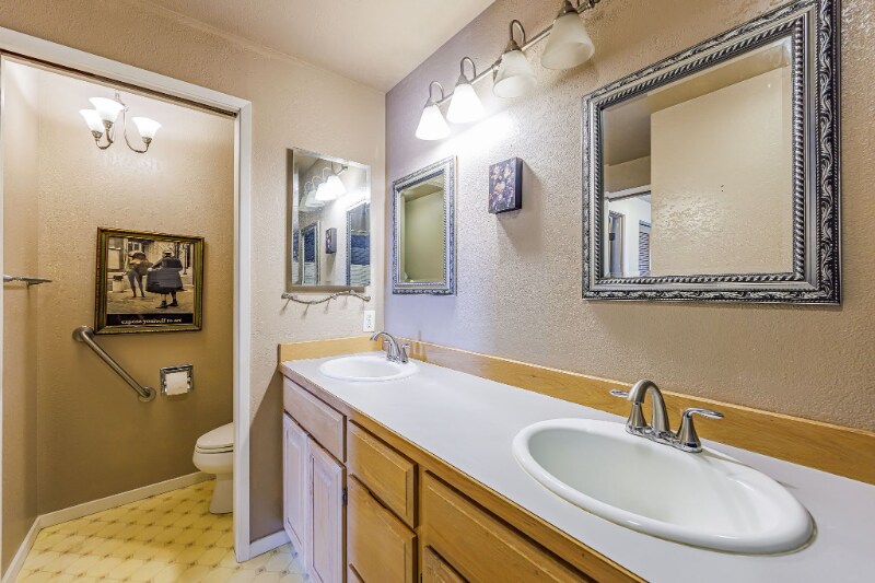 Building Photo - 813 S 227th Pl