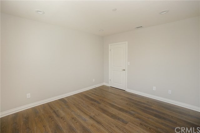 Building Photo - 1231 E 45th St
