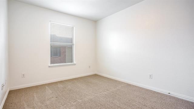 Building Photo - 3206 Bedford Rd