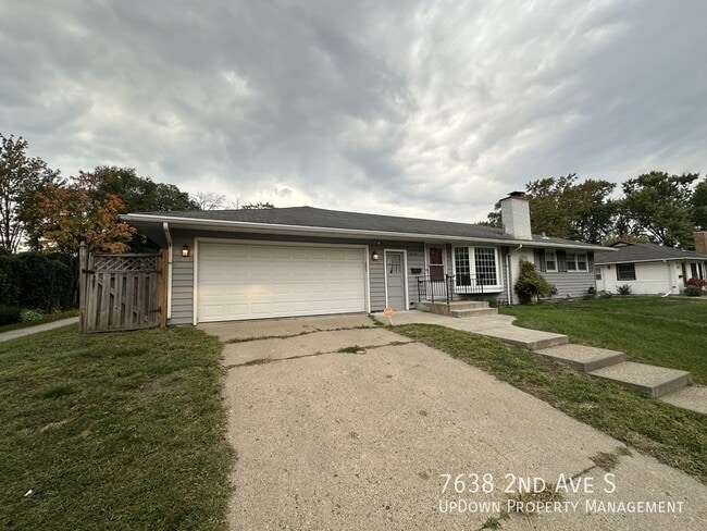 Building Photo - 7638 2nd Ave S