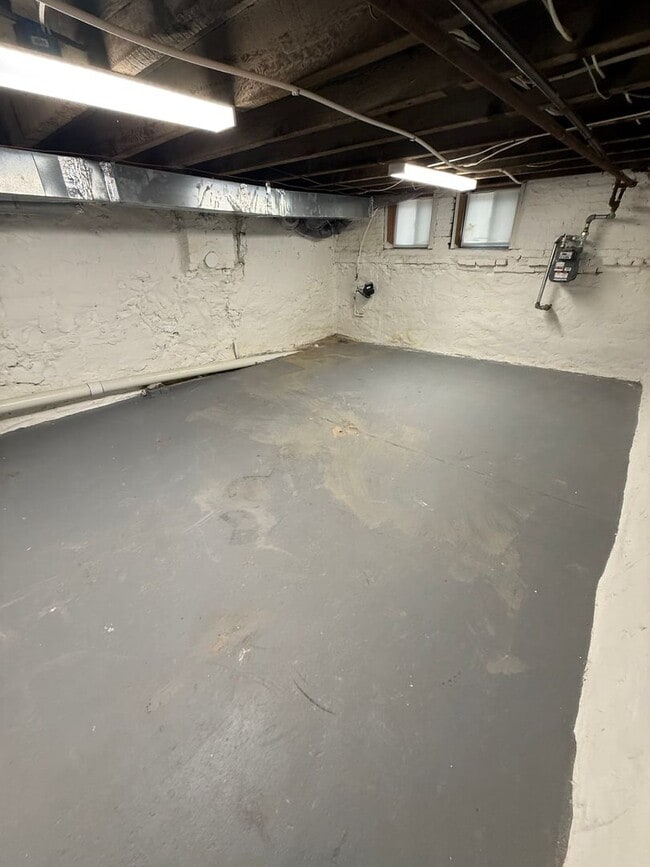 Building Photo - Broad & Porter-2 bedroom-Prime South Philadelphia