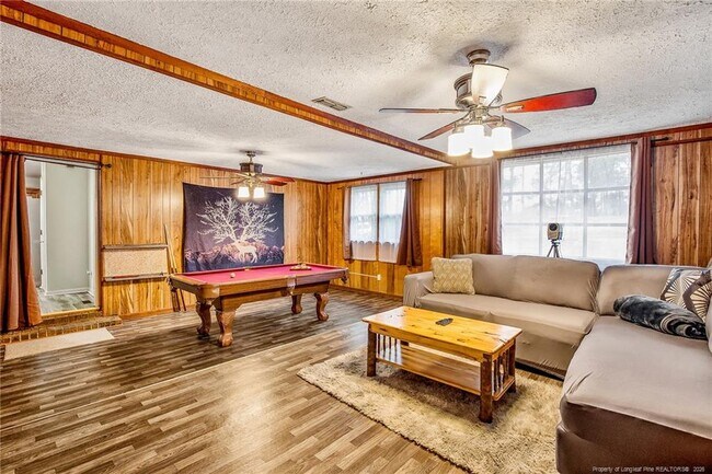 Building Photo - 6132 Dandy Loop Rd