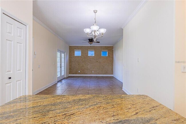 Building Photo - 14637 Tanja King Blvd