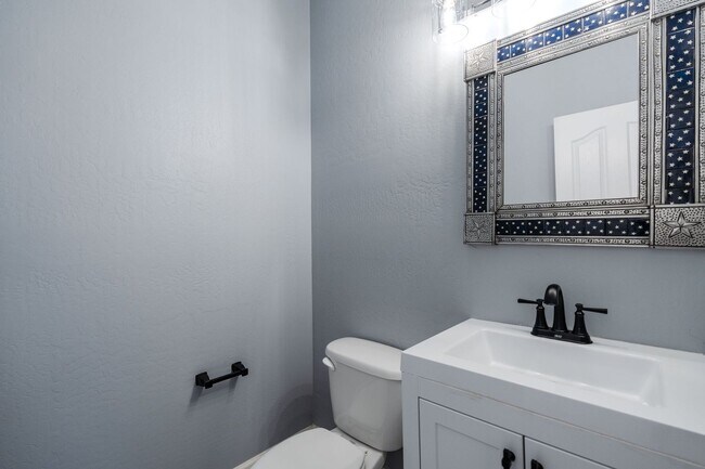 Building Photo - $3,500 For Lease Starting June 1, 2026 4 beds-2.5 Baths 2,421 Sq. Ft.  Amazing Gilbert 85298 Home...