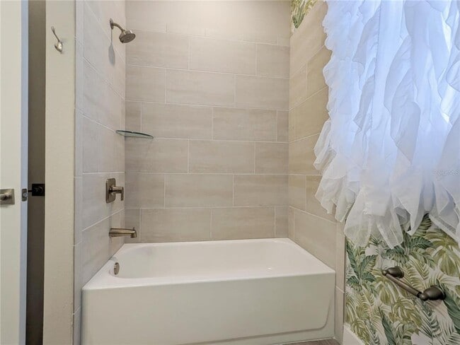 Building Photo - 7295 Minardi St