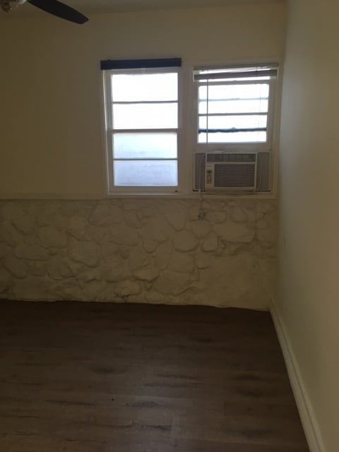 Main Room - 3226 Montrose Ave