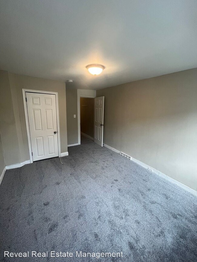 Primary Photo - 3 br, 1 bath House - 2841 Parkwood Ave