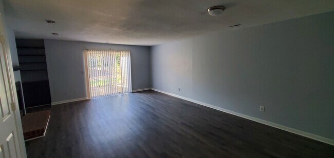 Building Photo - 1103 Yellowbell Pl