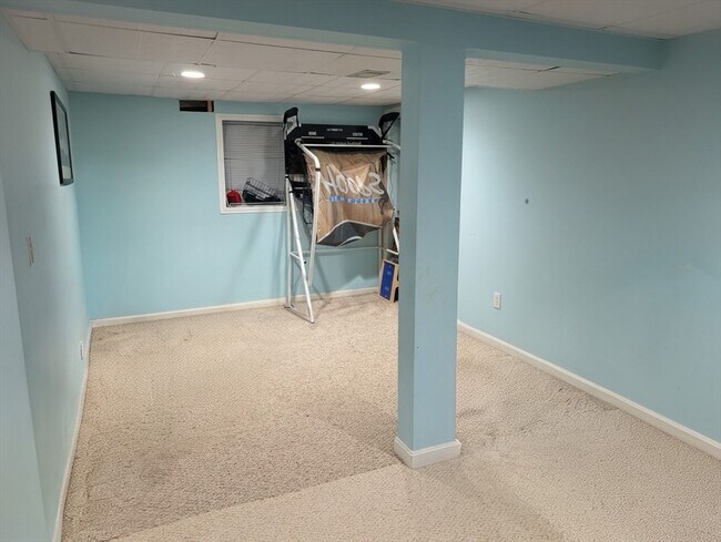 Building Photo - 35 Violetwood Cir