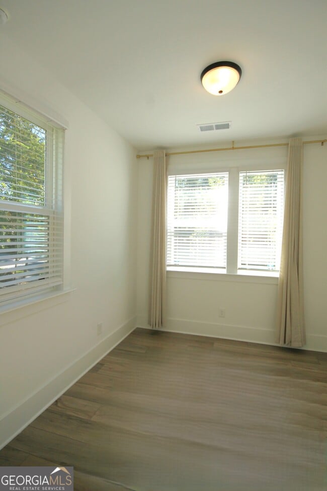 Building Photo - 1521 Layton Ln NW