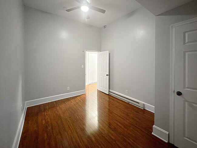 Building Photo - 1812 McCulloh St