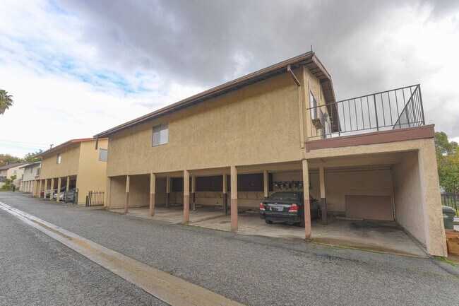 Building Photo - 1825Wilc