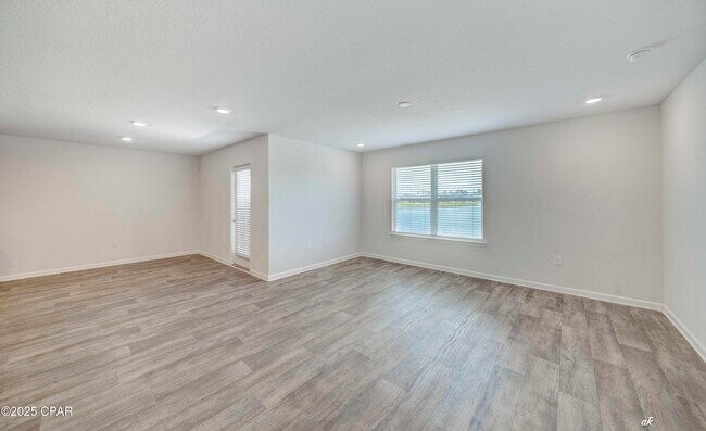 Building Photo - 335 Highbrook Rd