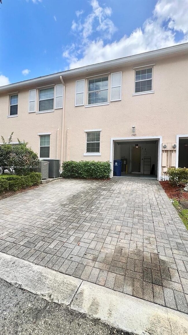 Building Photo - 1583 Frederick Small Rd