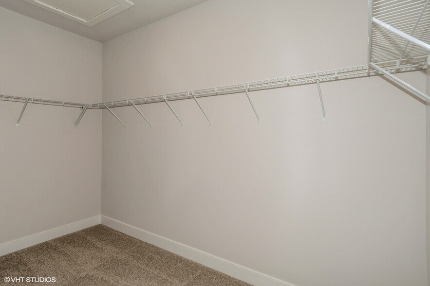 Building Photo - 403 Cranford Way