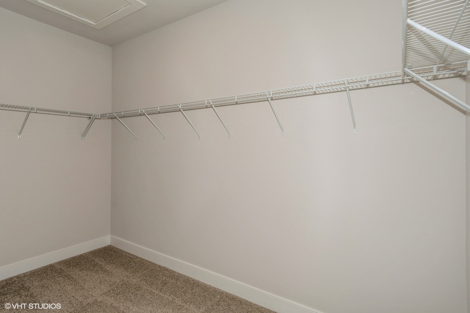 Building Photo - 403 Cranford Way